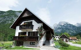 Apartments And Rooms Natasa 2